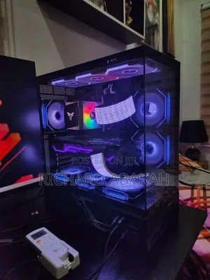 Desktop Computer MSI model 16GB AMD Ryzen 7 HDD+SSD 4T