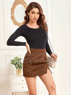 Short Mini Skirt With Slit