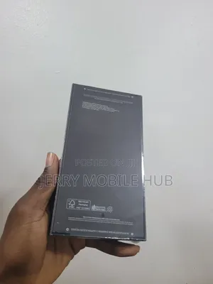 New Samsung Galaxy S24 Ultra 256 GB