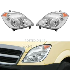 Mercedes-Benz Sprinter 2500 3500 2007-2013  Halogen Headlight