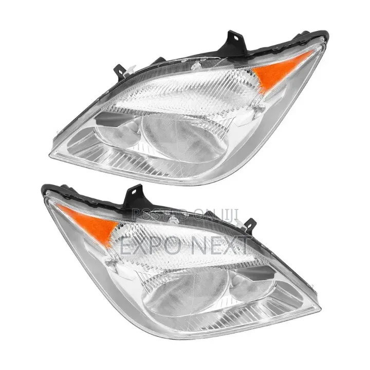 Mercedes-Benz Sprinter 2500 3500 2007-2013  Halogen Headlight