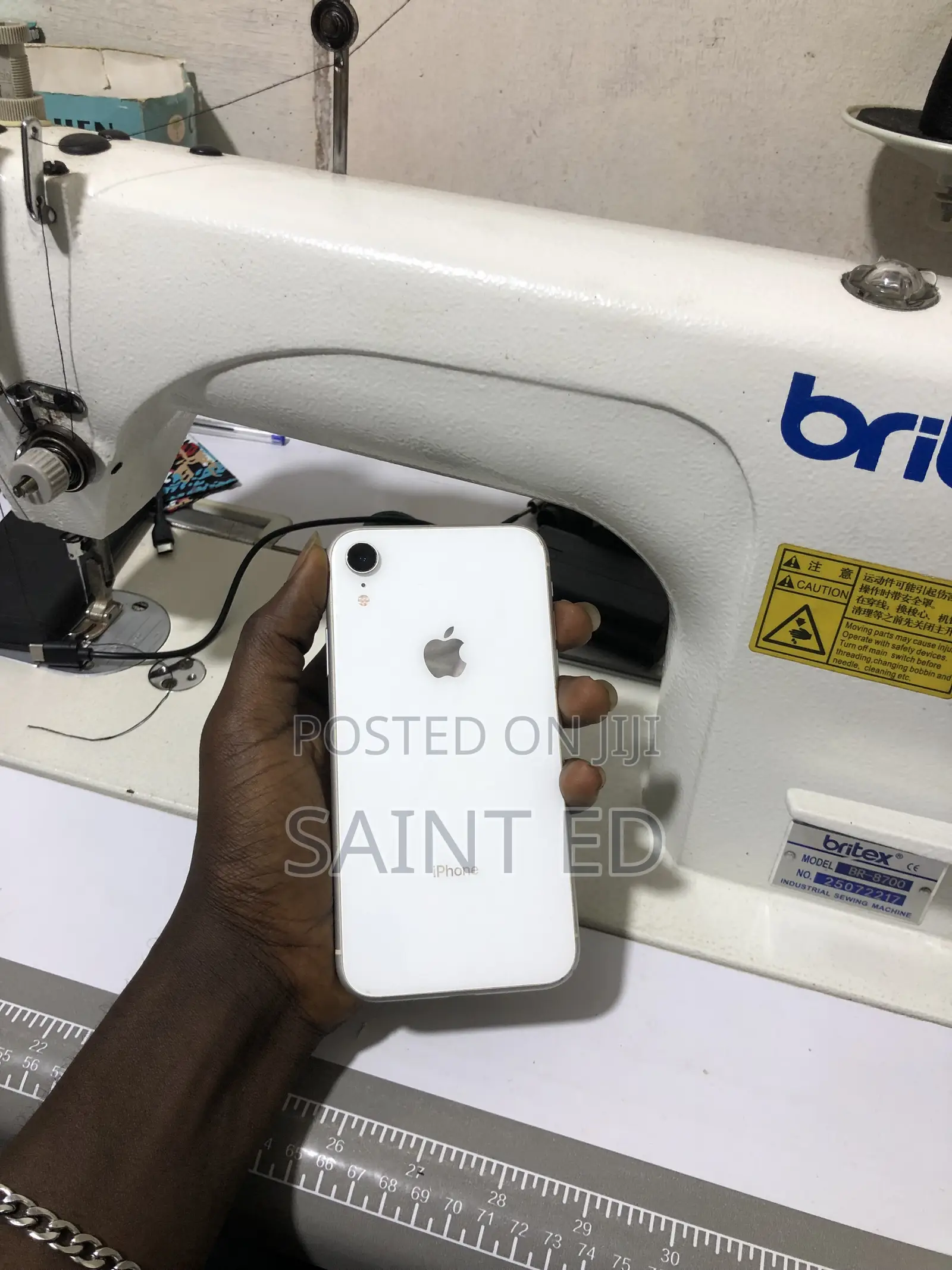 Apple iPhone XR 64 GB Black