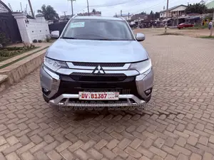 Mitsubishi Outlander ES S-AWC 2020 Silver