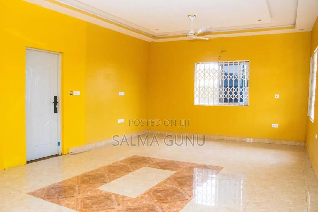 3bdrm House in Abubakari-Sadik, Ghanata Area for sale