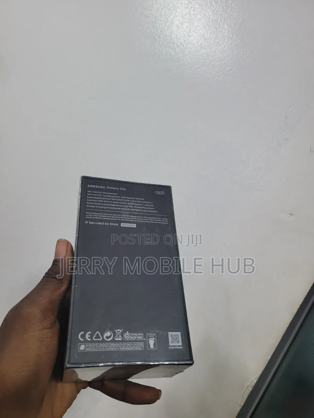 New Samsung Galaxy S10e 128 GB Black