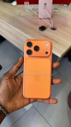 New Apple iPhone 17 Pro 256 GB Orange
