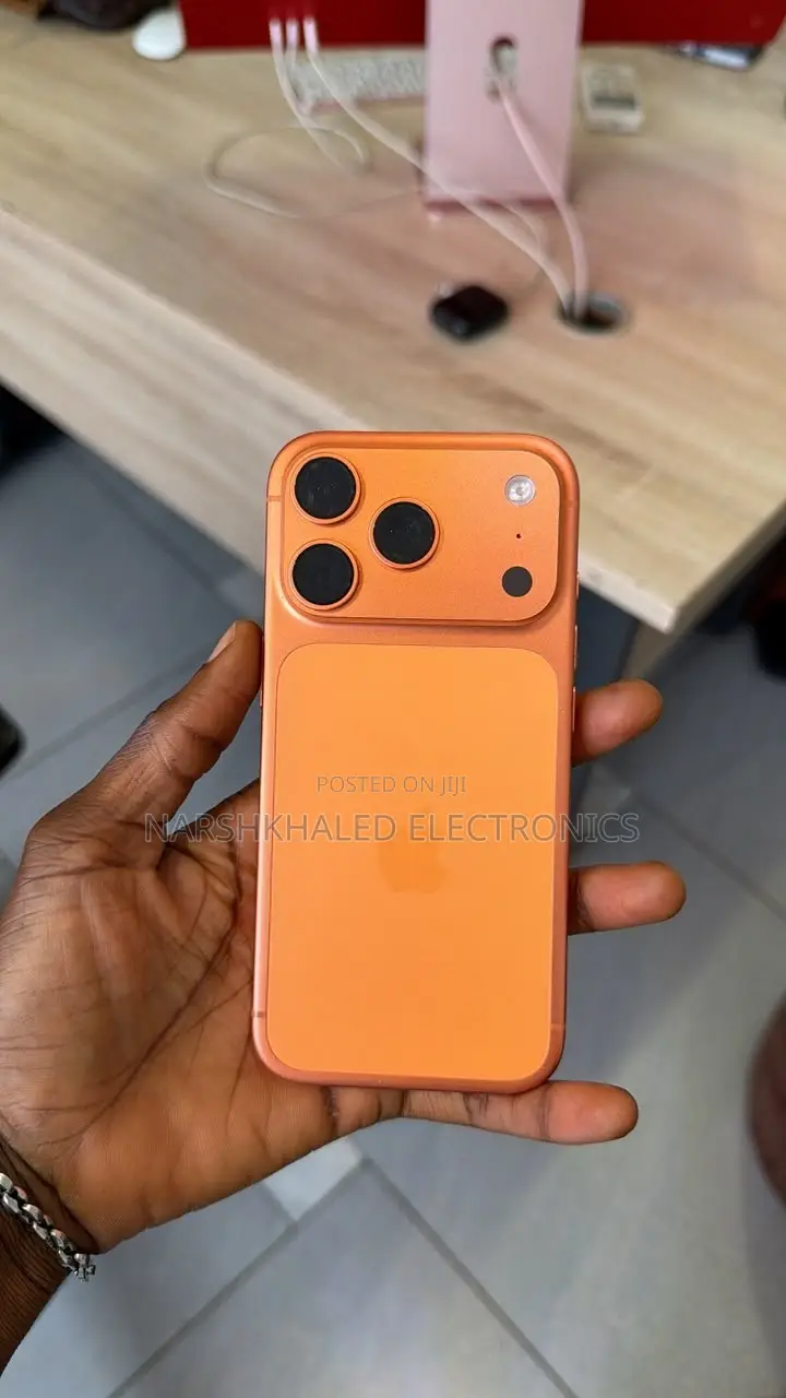 New Apple iPhone 17 Pro 256 GB Orange