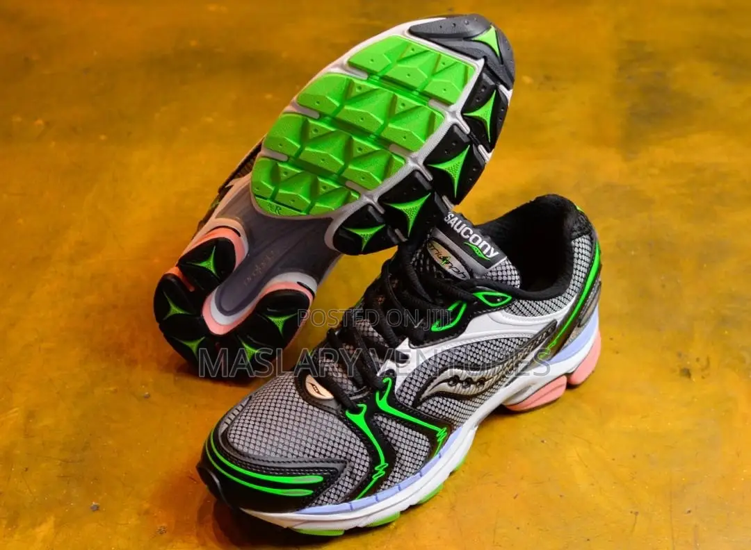 Saucony ProGrid Triumph 4