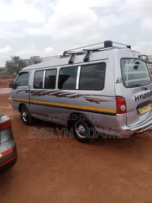 Hyundai H-100 2003 Silver