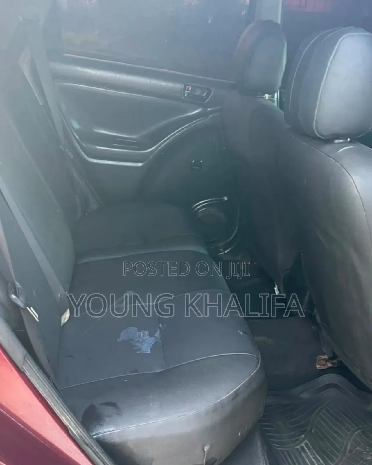 Pontiac Vibe 2010 Brown