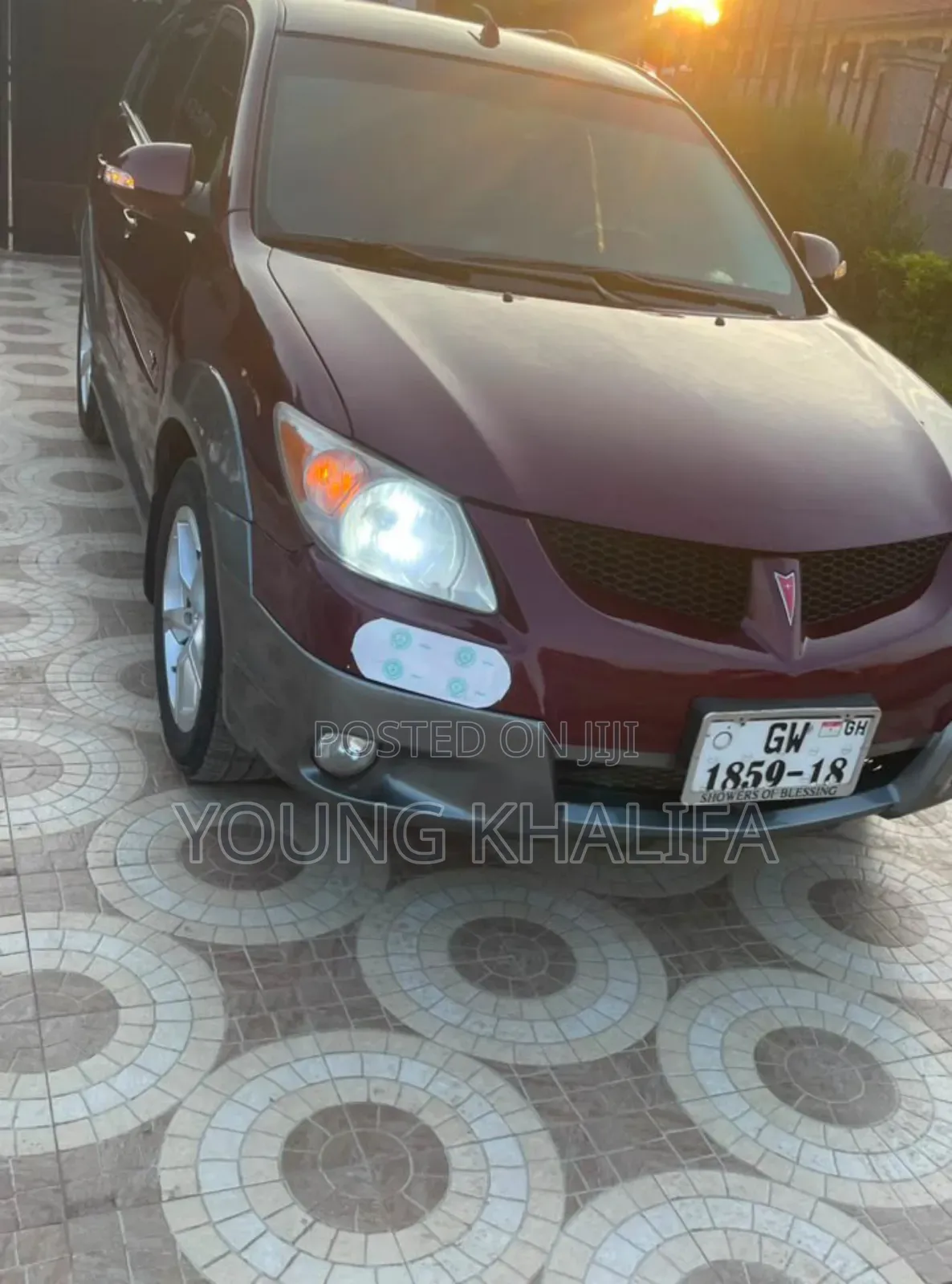 Pontiac Vibe 2010 Brown