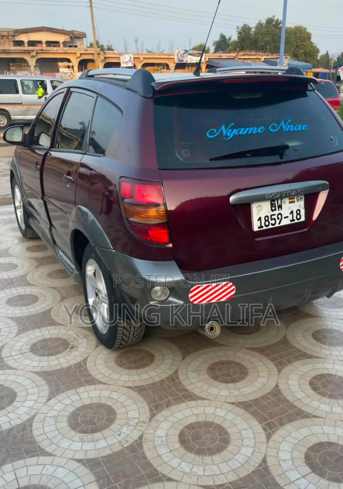 Pontiac Vibe 2010 Brown