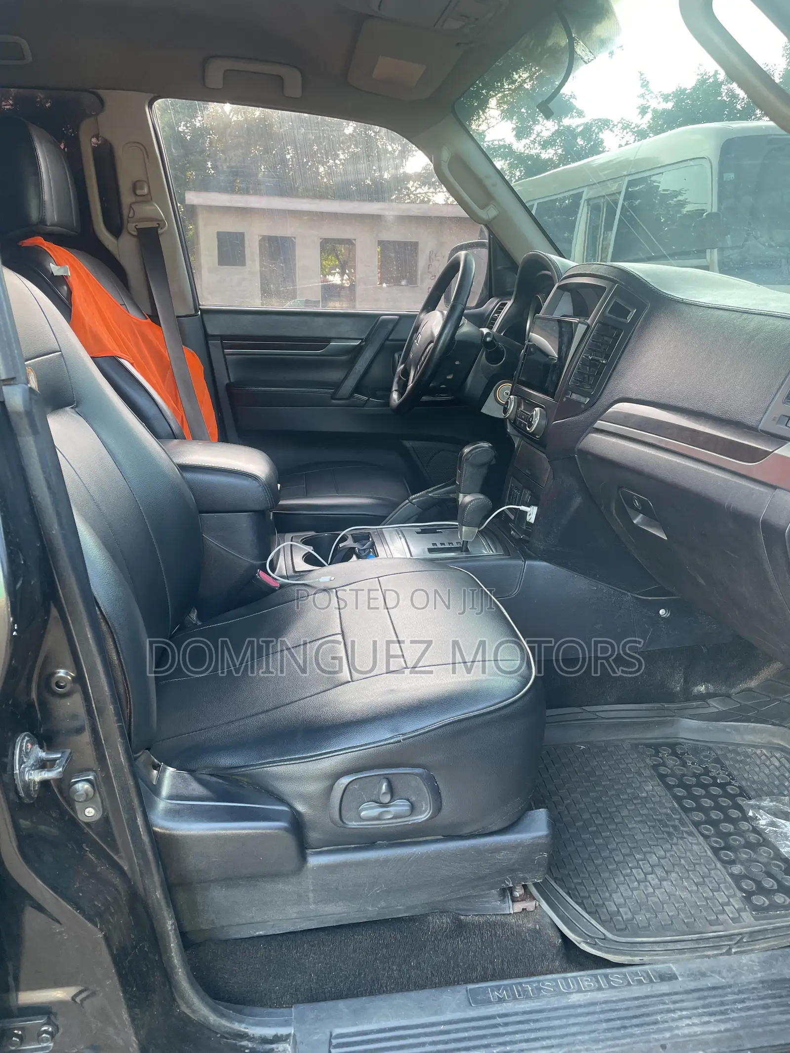 Mitsubishi Pajero 2011 Black