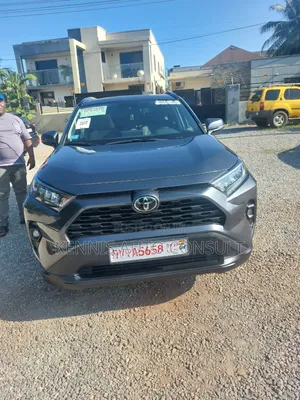 Toyota RAV4 2021 Gray