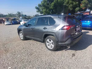 Toyota RAV4 2021 Gray