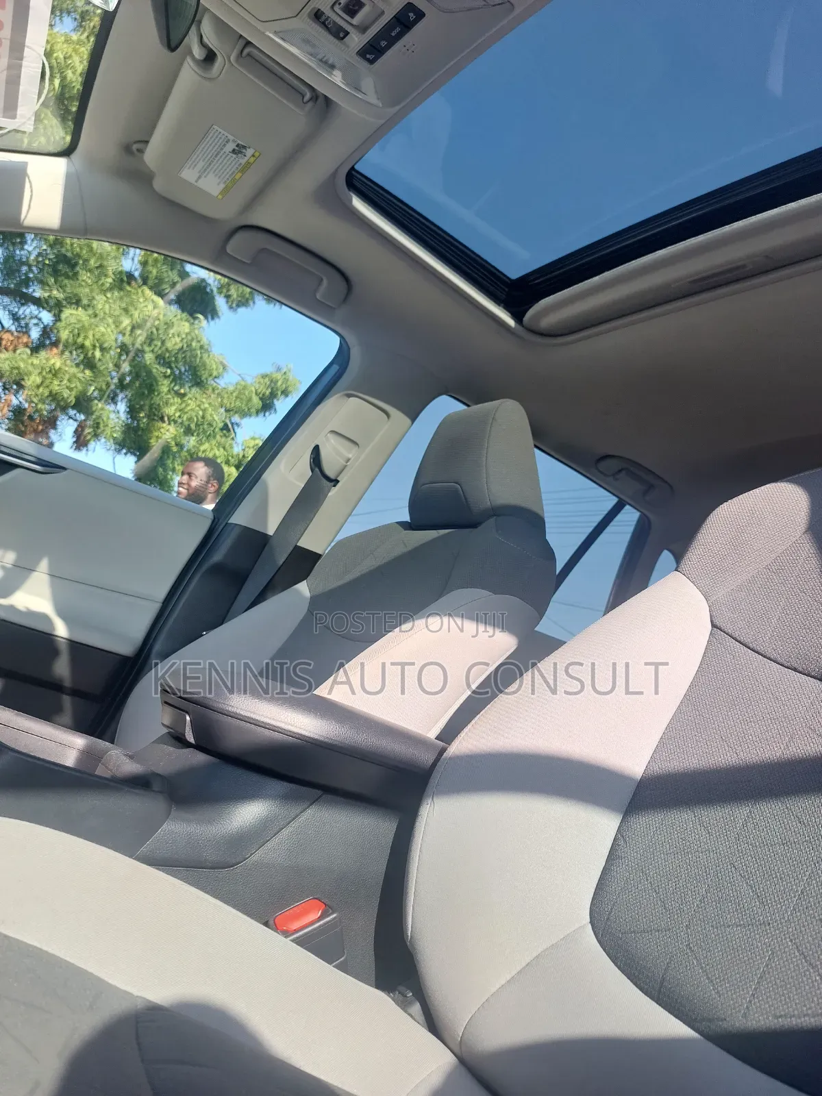 Toyota RAV4 2021 Gray