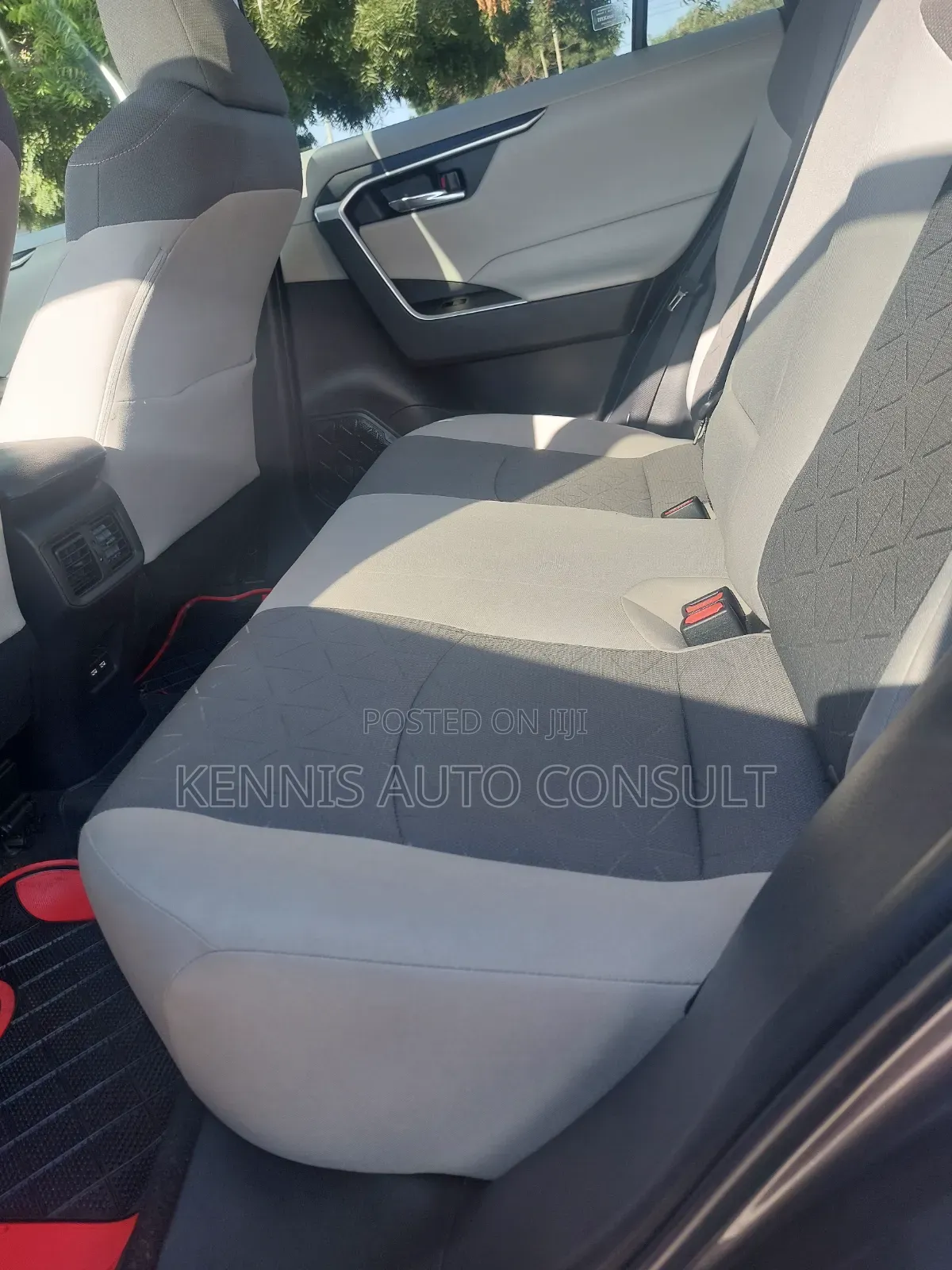 Toyota RAV4 2021 Gray
