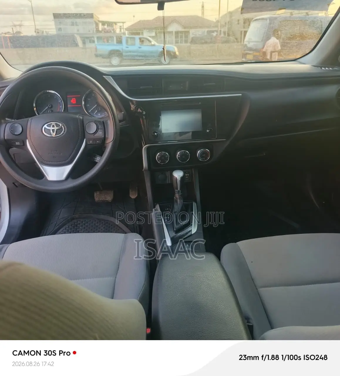 Toyota Corolla 2018 Gray