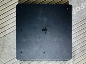 Sony Play Station 4 Slim. 1Terabit Storage