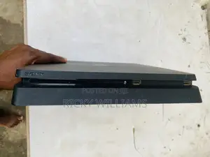 Sony Play Station 4 Slim. 1Terabit Storage
