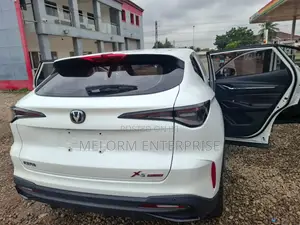 Changan X5 Plus 1.5 Blue Core FWD 2025 White
