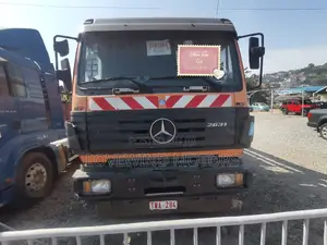 Mercedes Benz Truck for Dislodgement for Sale