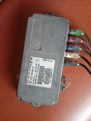 2007-2012 BMW X5 or X6 Rear View Camera Control Module