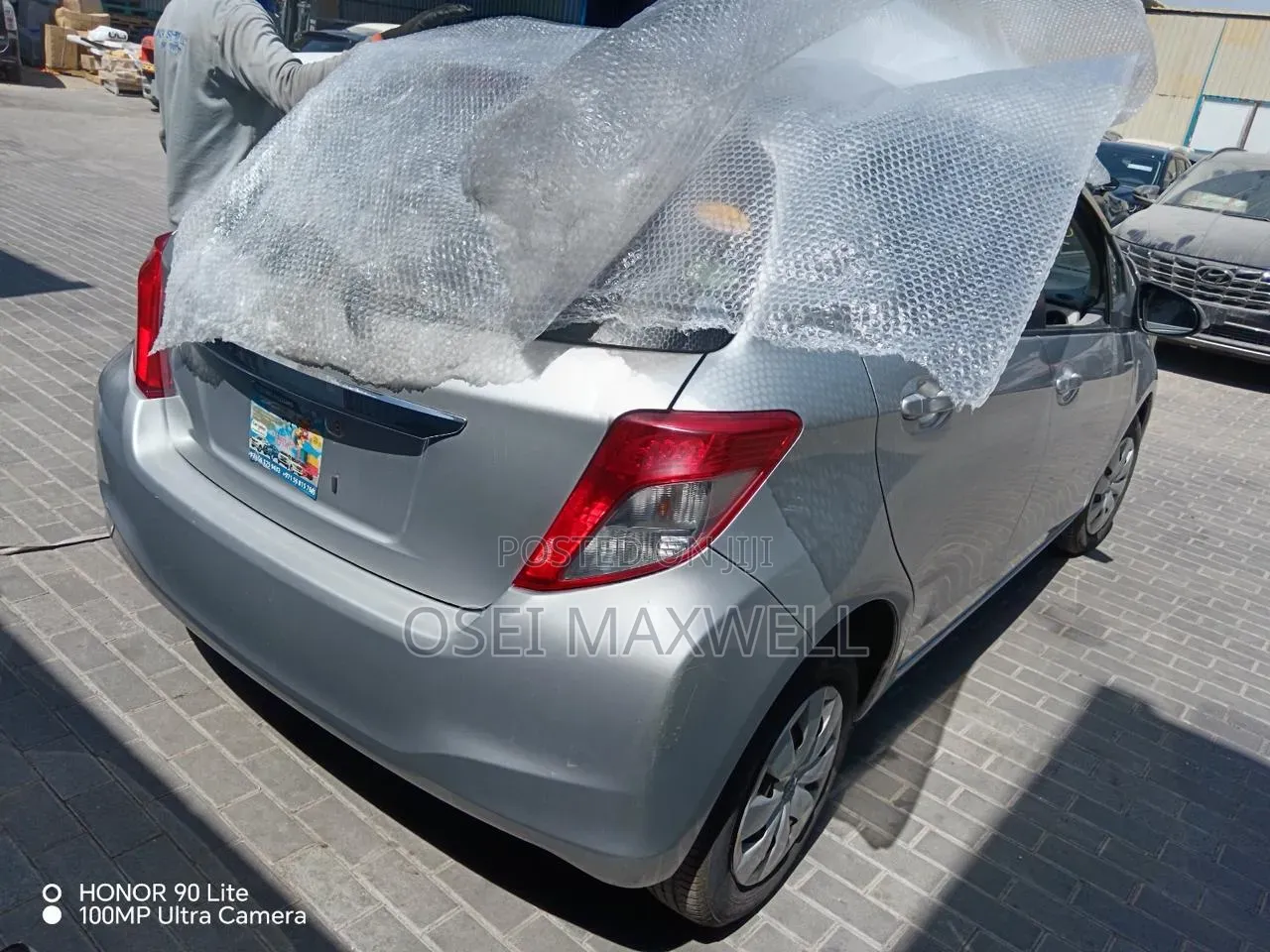 Toyota Vitz 2013 Silver