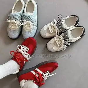 Retro Lace-Up Sneakers Shoe