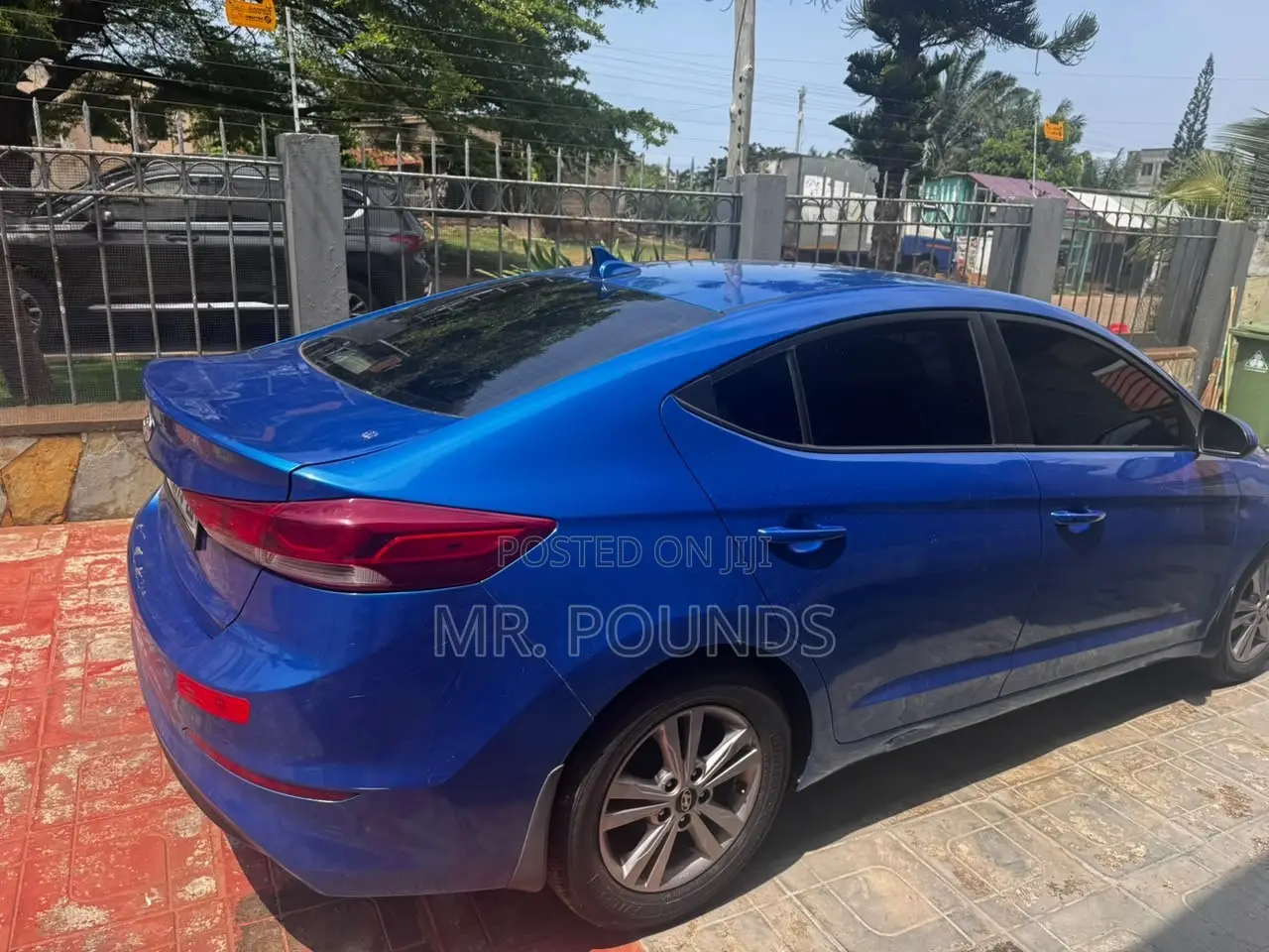 Hyundai Elantra 2027 Blue