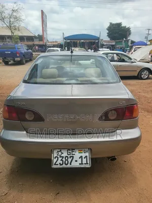 Toyota Corolla 2004 Silver
