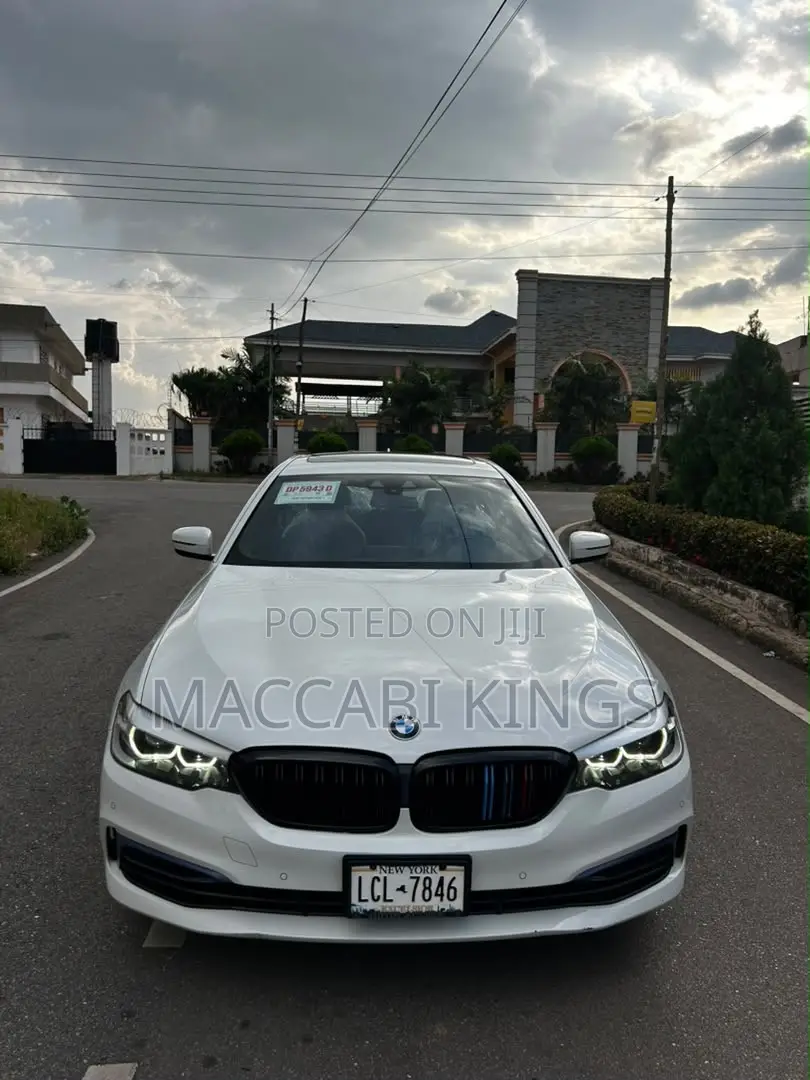 BMW 5 Series G30 530e 2020 White