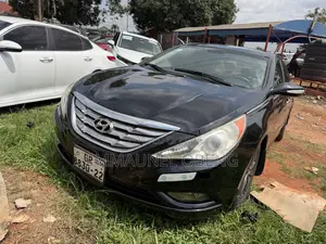 Hyundai Sonata 2013 Black