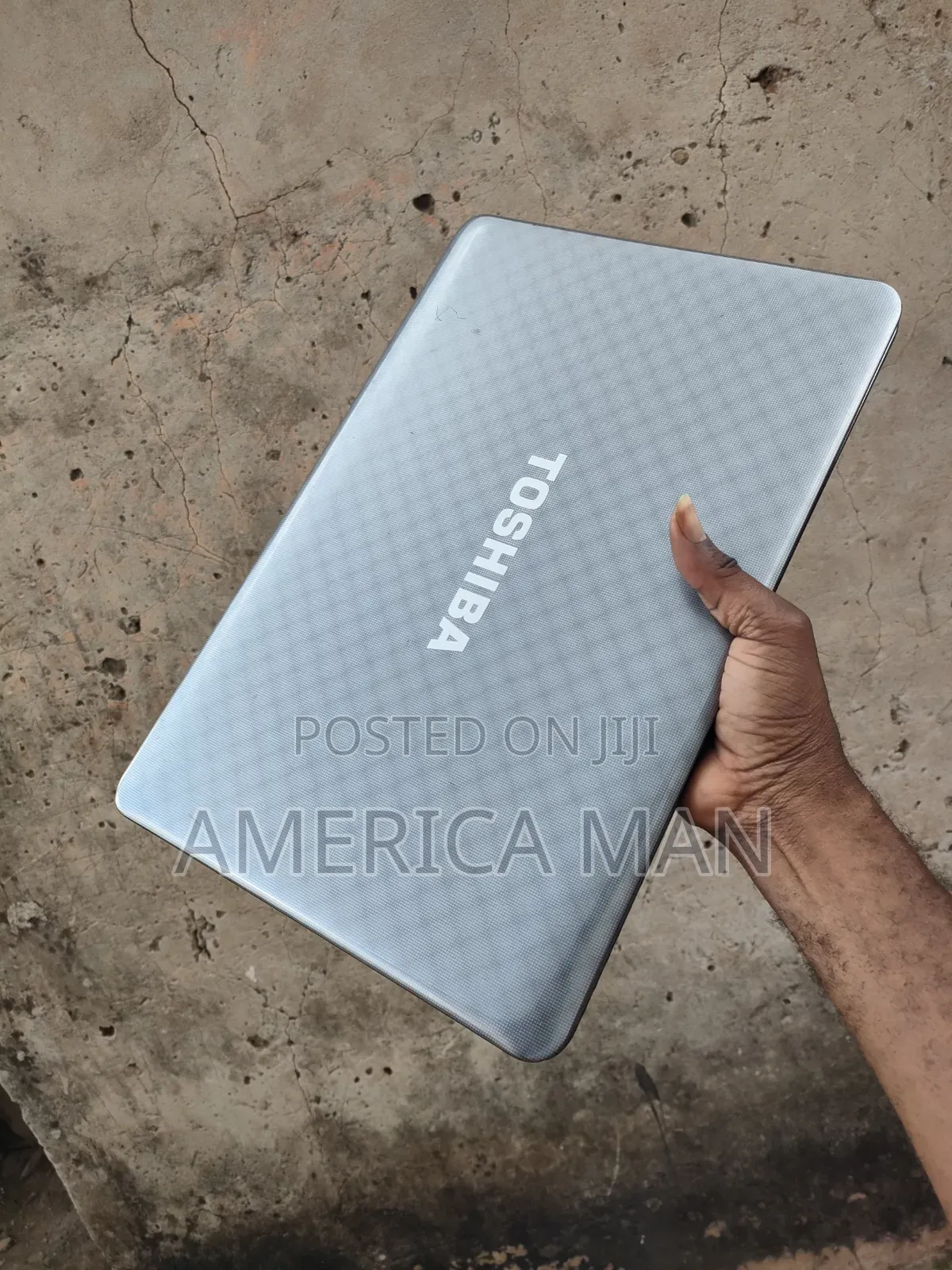 Laptop Toshiba Satellite L755 4GB Intel Core i5 HDD 256GB