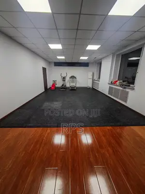 Soundproofing and Shock Absorbing Heavy Duty Gym Floor Mat - 1mx1m