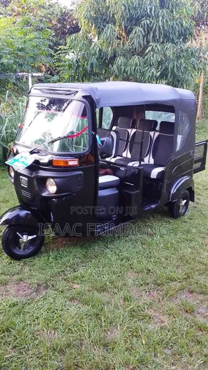 Bajaj RE 2024 Black