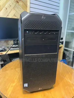 Desktop Computer HP Z4 16GB Intel Xeon HDD+SSD 256GB