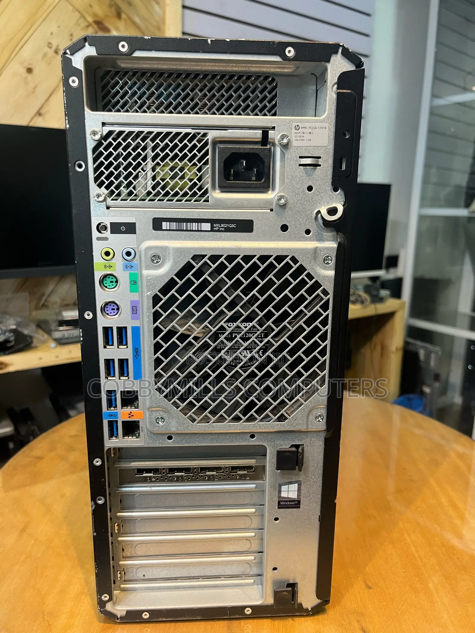 Desktop Computer HP Z4 16GB Intel Xeon HDD+SSD 256GB