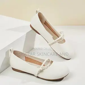White Pearl-Detail Mary Jane Flat Shoe