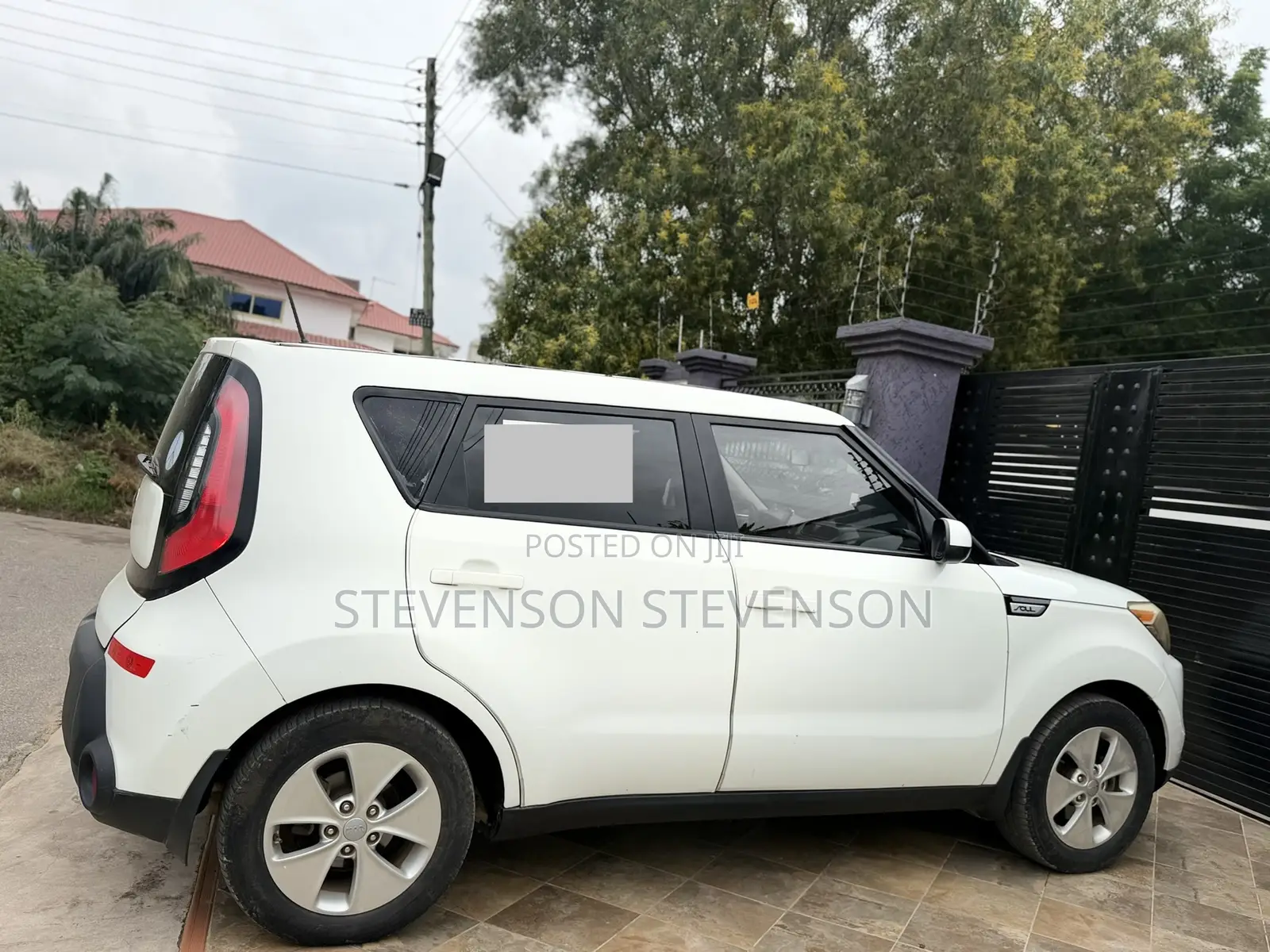 Kia Soul Base Hatchback 2016 White