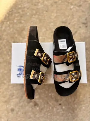 Burberry Check (Birkenstock Arizona Sandal)