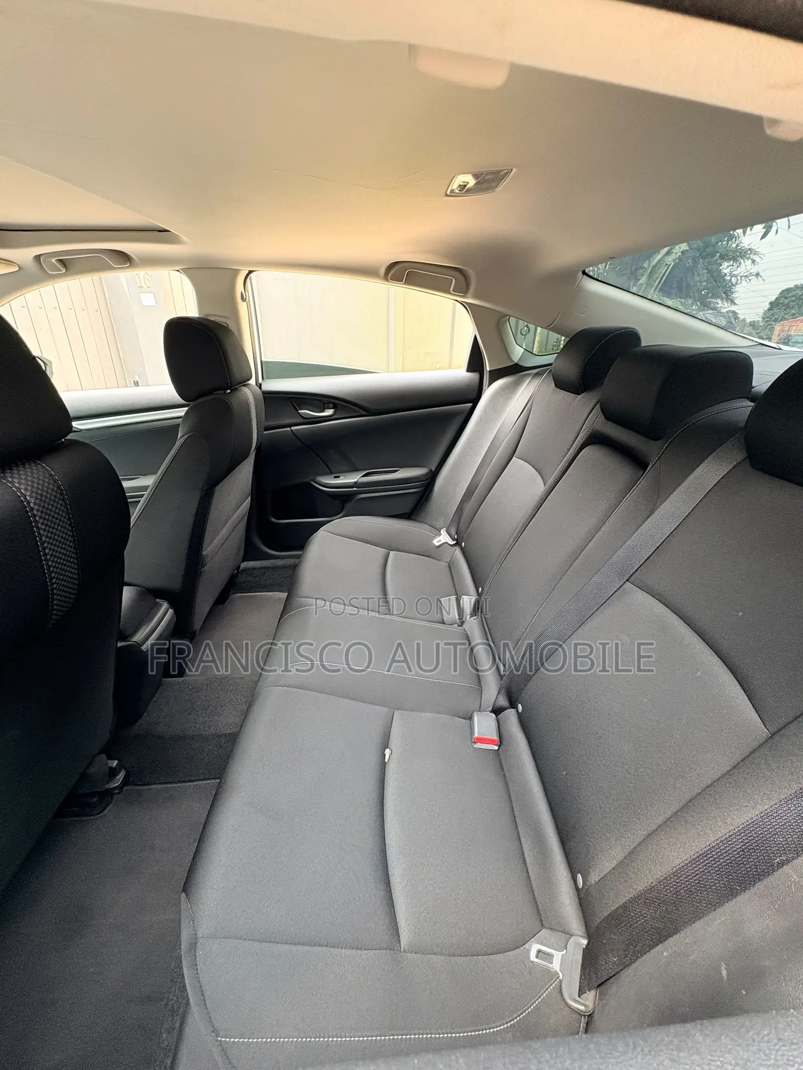 Honda Civic EX 4dr Sedan (1.5L 4cyl) 2016 Off white