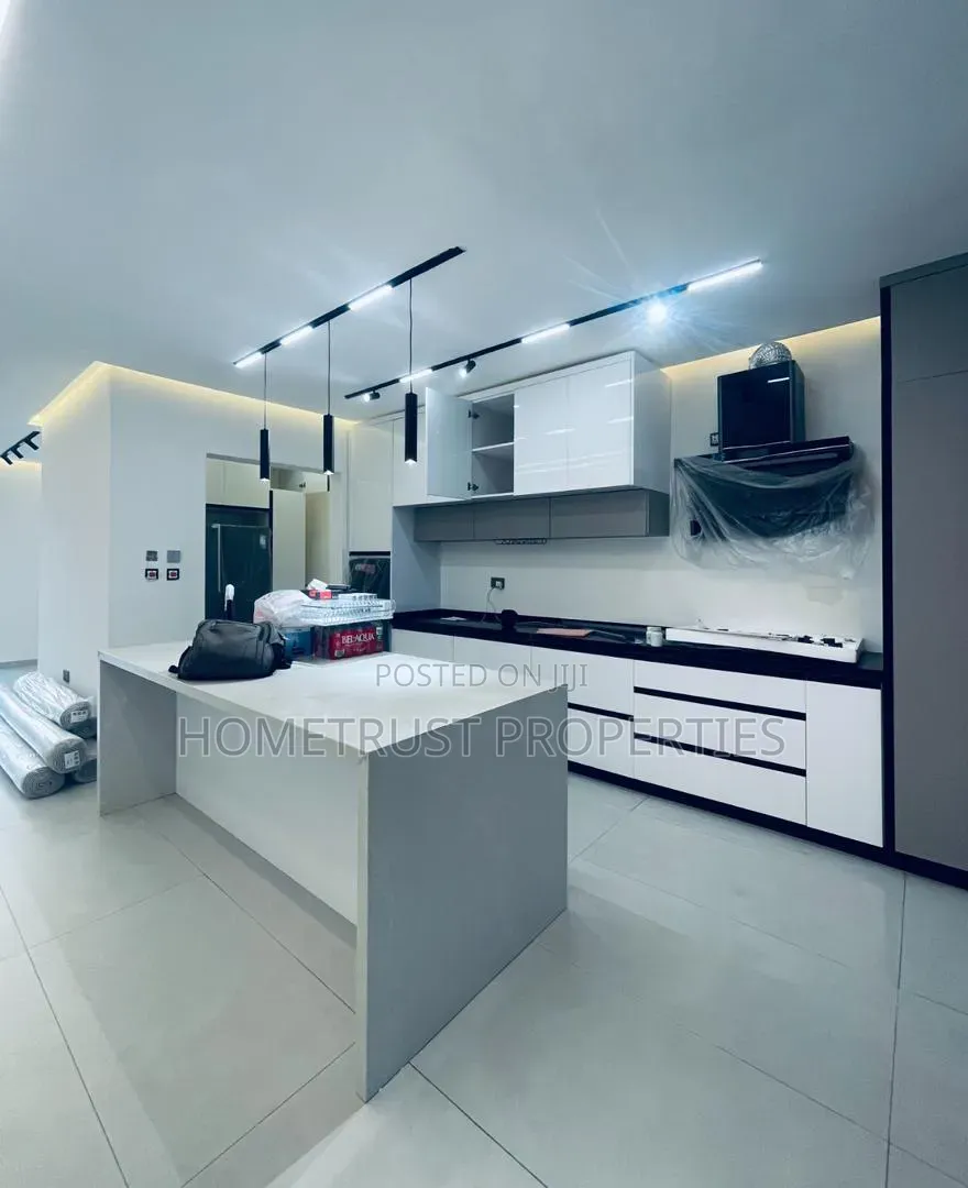 4bdrm Duplex in East Legon, Otano for sale