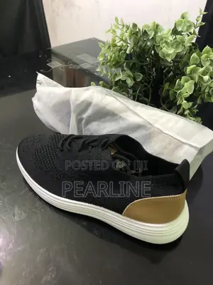Men and Ladies Foot Wears