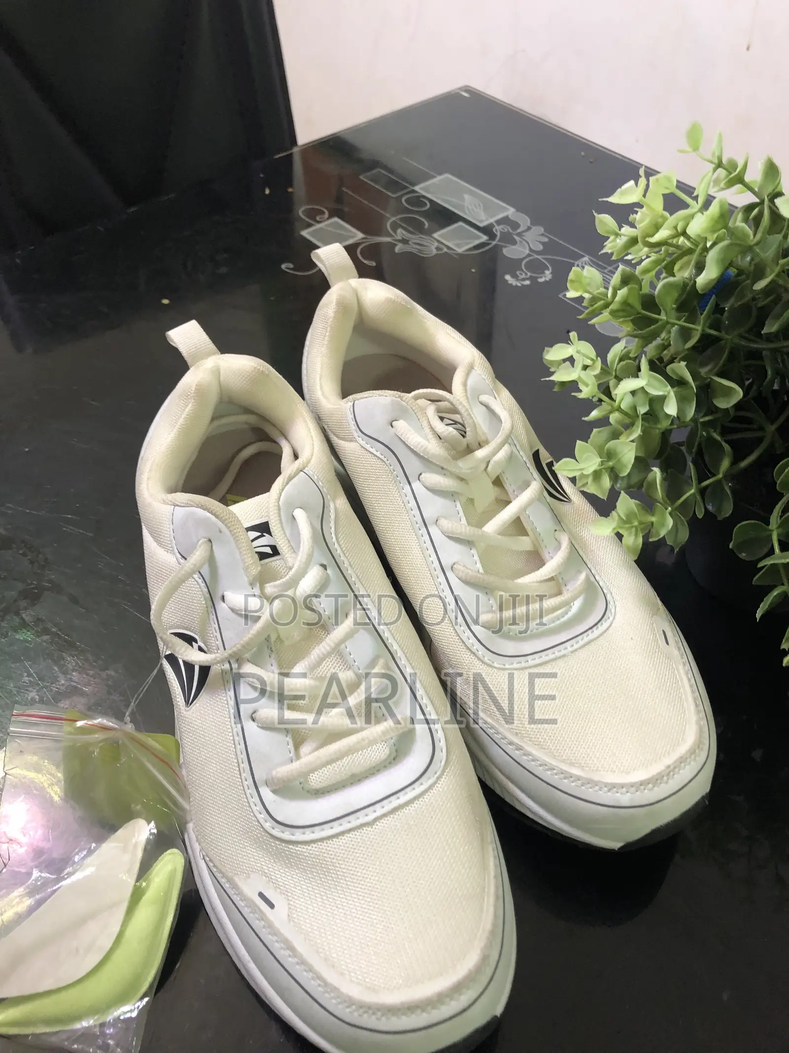 Men and Ladies Foot Wears