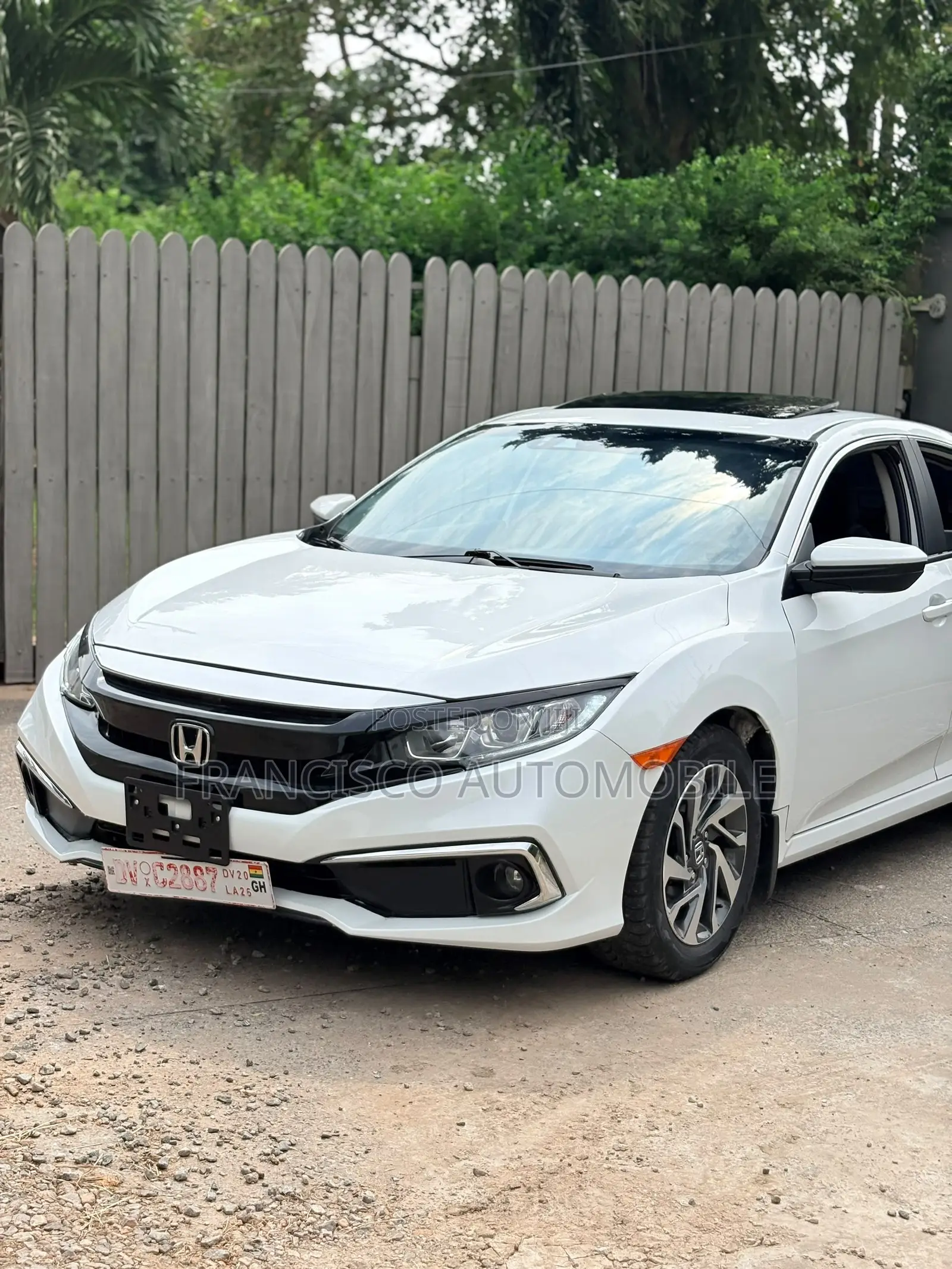 Honda Civic EX 4dr Sedan (1.5L 4cyl) 2016 Off white