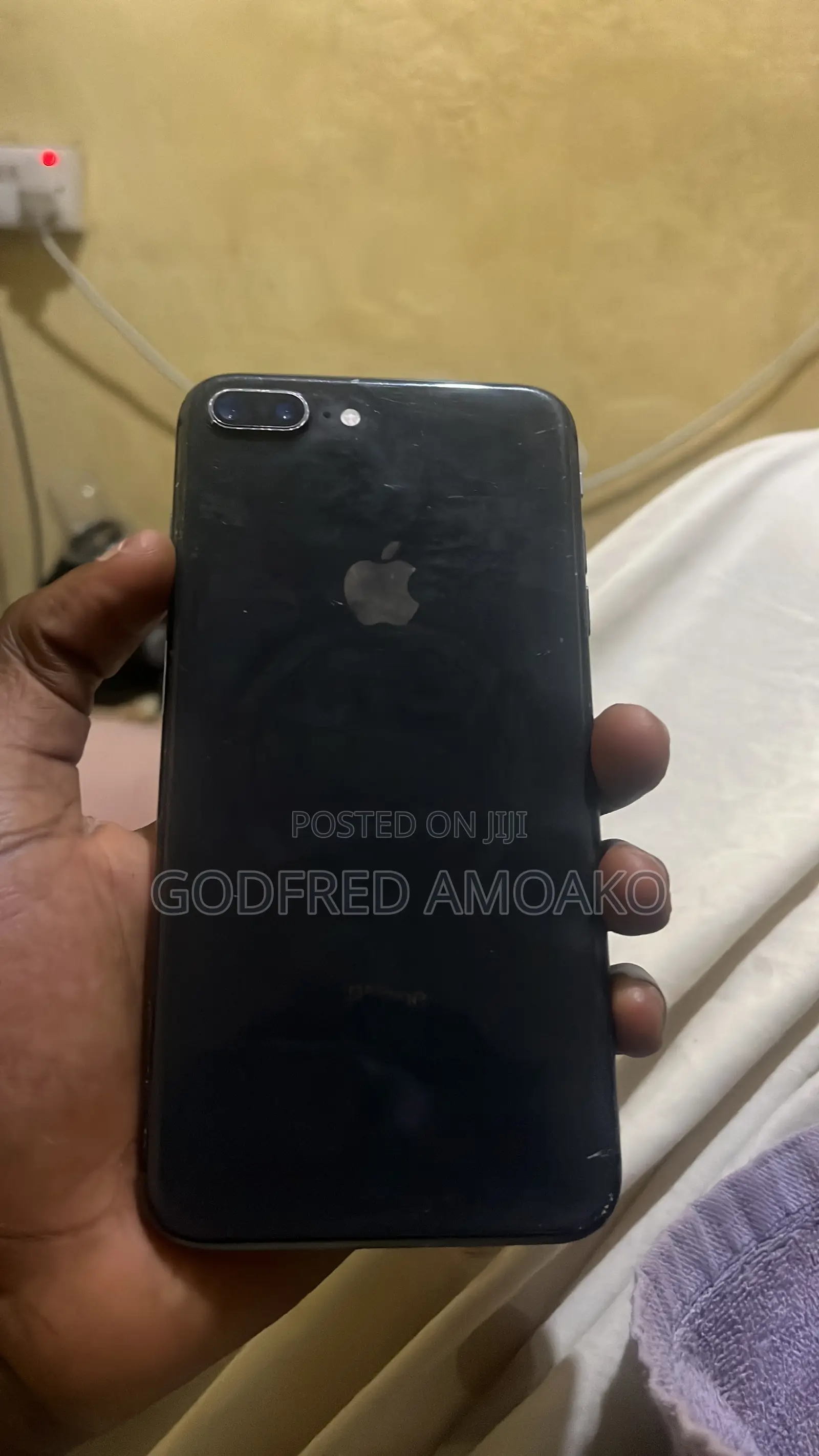 Apple iPhone 8 Plus 64 GB Black