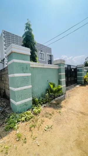 6bdrm House in Manhean for sale