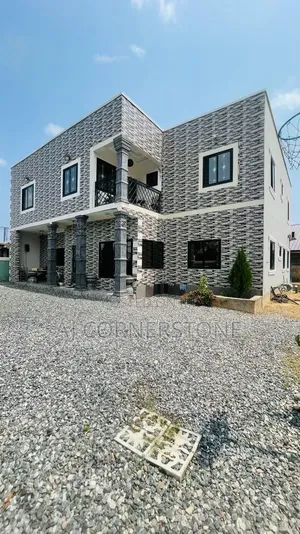 6bdrm House in Manhean for sale