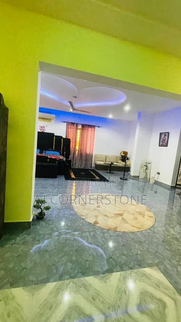 6bdrm House in Manhean for sale